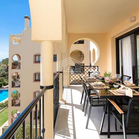 Panoramic Sea Views And Direct Access To The Beach From The Community In Torrenueva Apartment Malaga Exterior photo